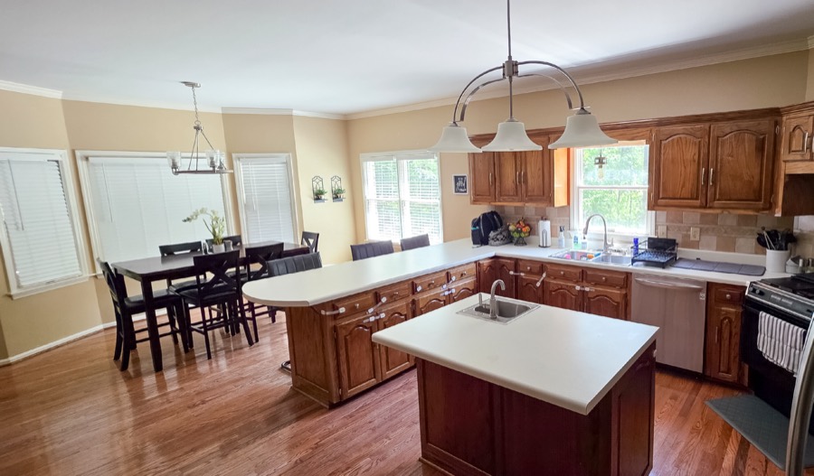 Main kitchen